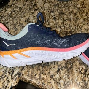 Hoka Clifton 7 Women’s